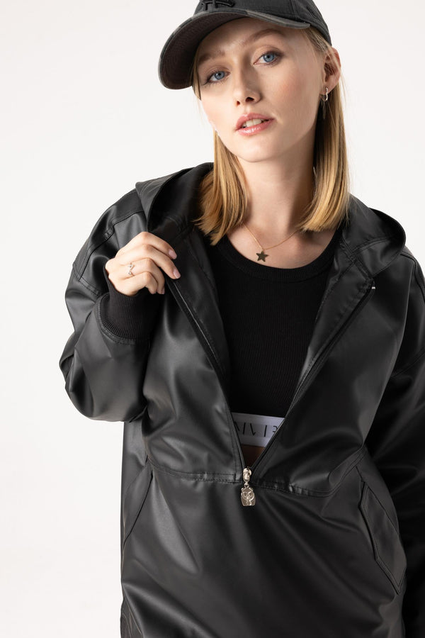 Kadın Siyah Deri Hoodie Yağmurluk