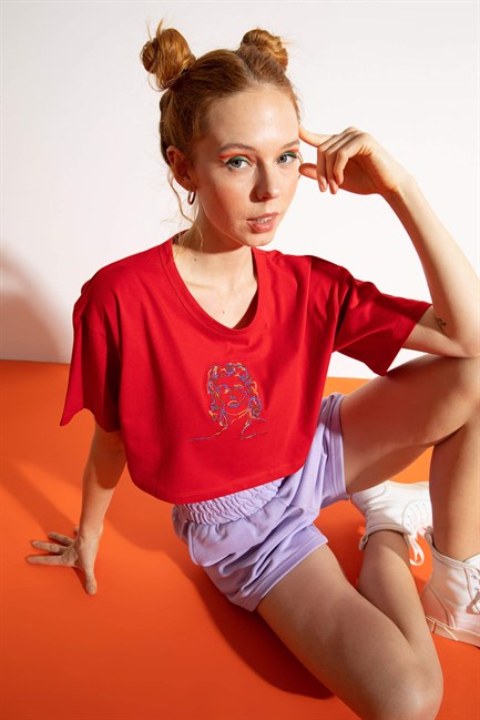Kadın Kısa M.M. Kırmızı T-Shirt
