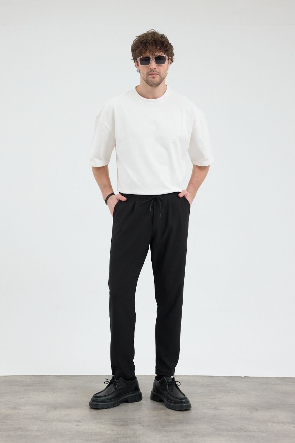 Erkek Boru Paça Siyah Jogger Pantolon