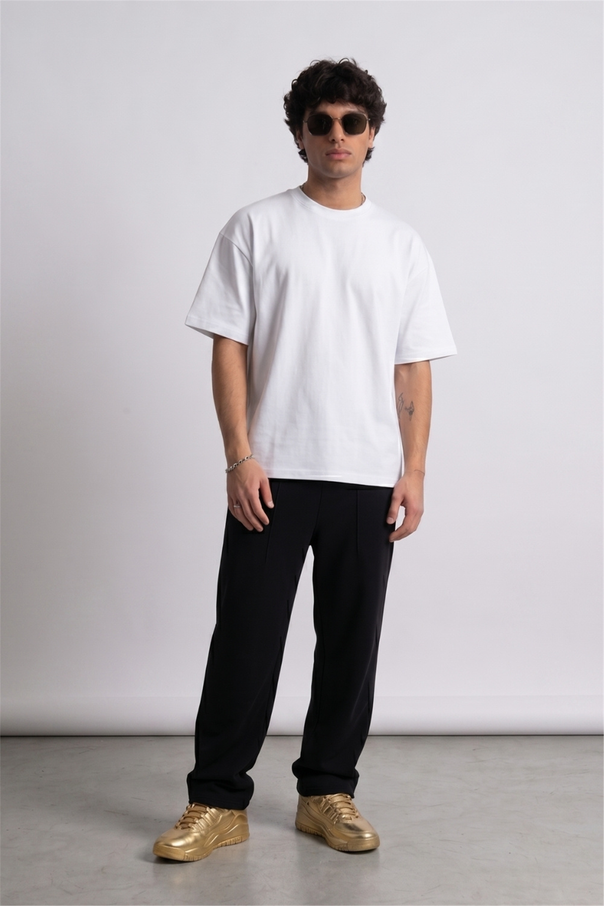 Boxy Cooperate Beyaz Premium T-Shirt