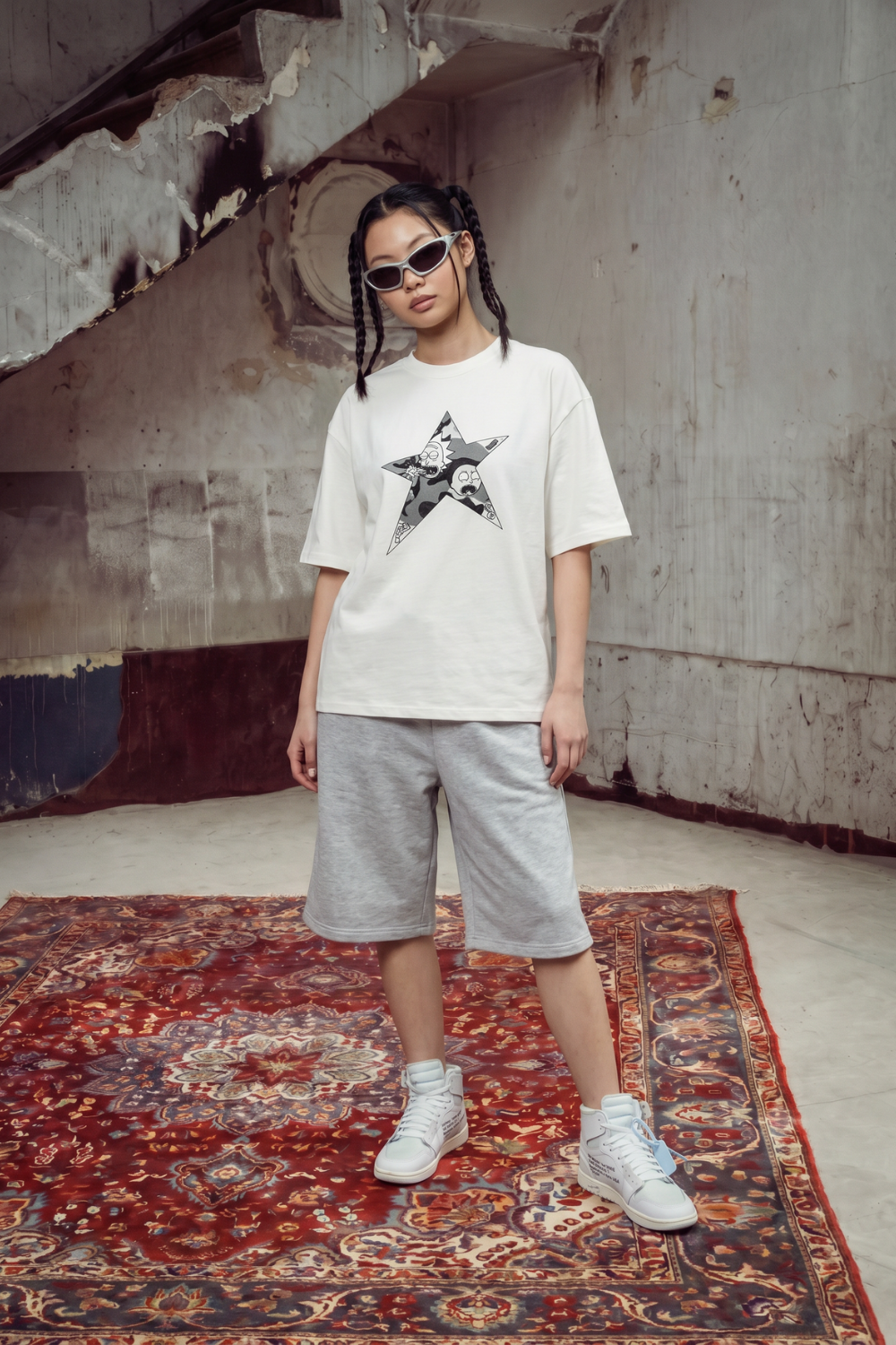 Kadın Rick Oversize Kırık Beyaz Premium T-Shirt