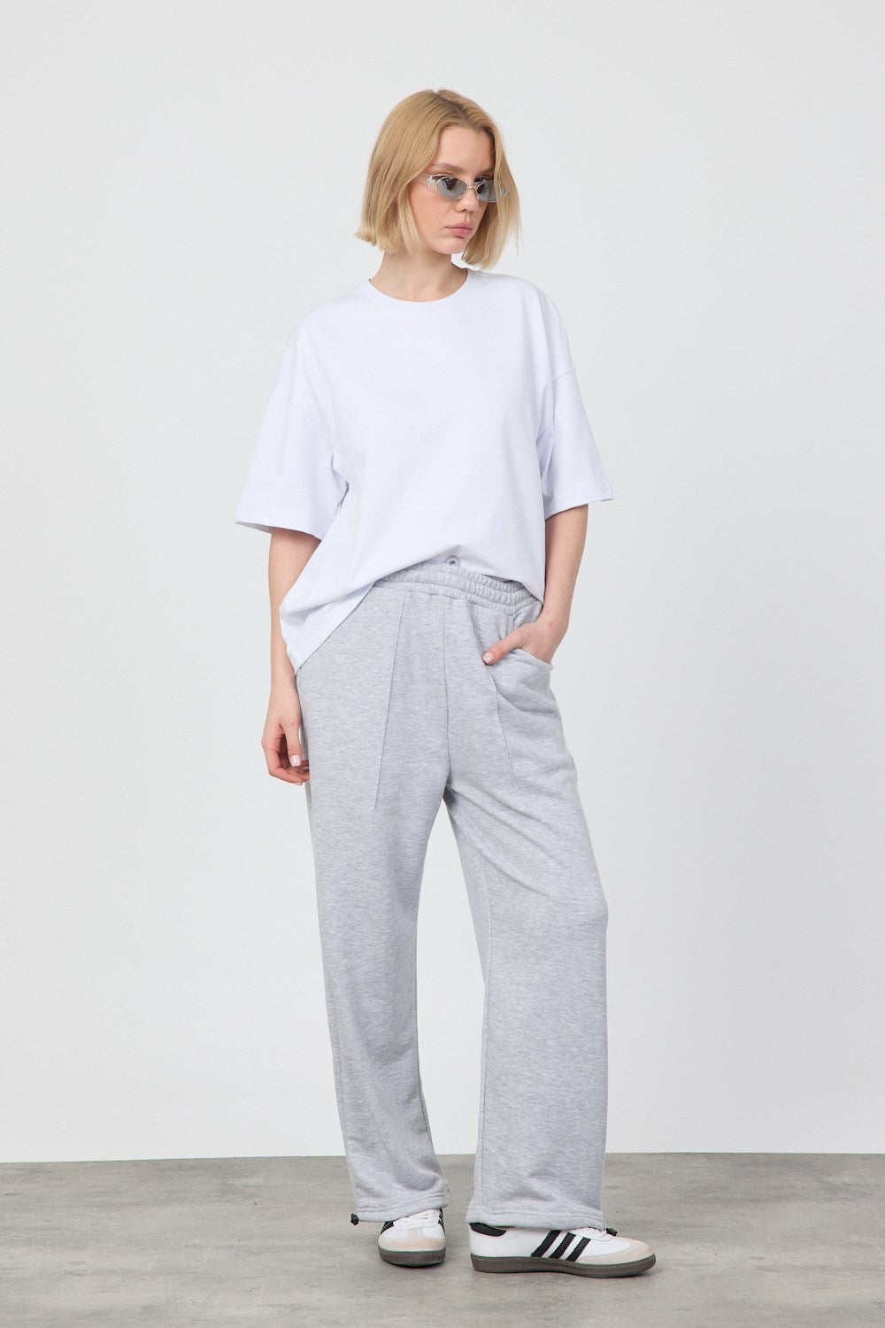 Kadın Chill Oversize Premium Beyaz T-Shirt