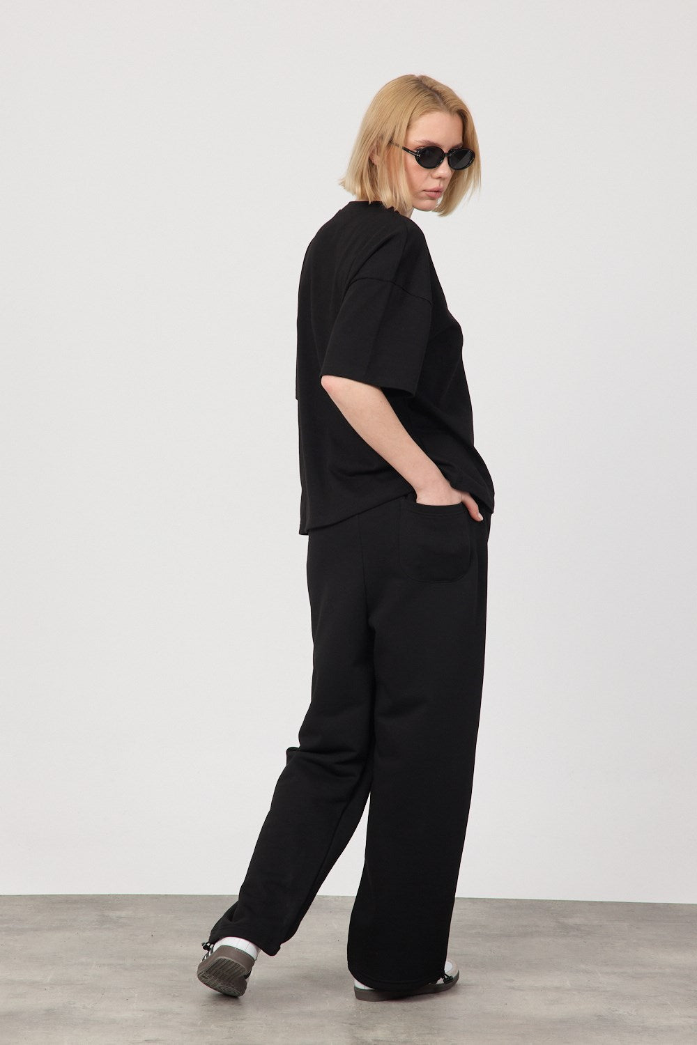 Kadın Chill Oversize Premium Siyah T-Shirt