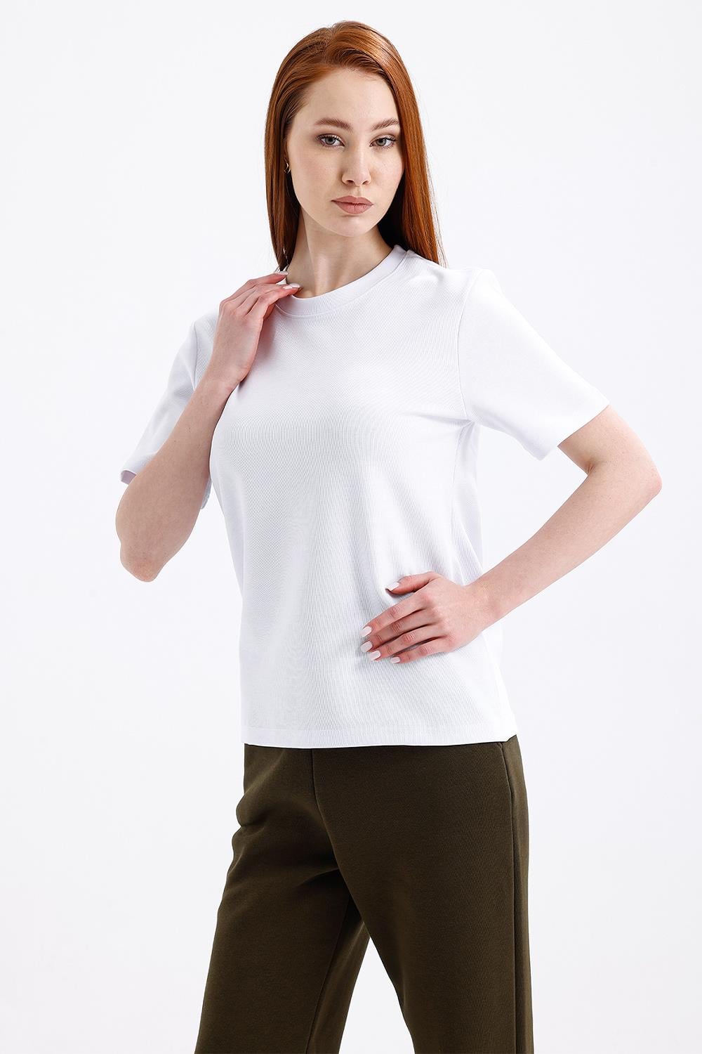 Kadın Kısa Kollu Basic Beyaz T-Shirt